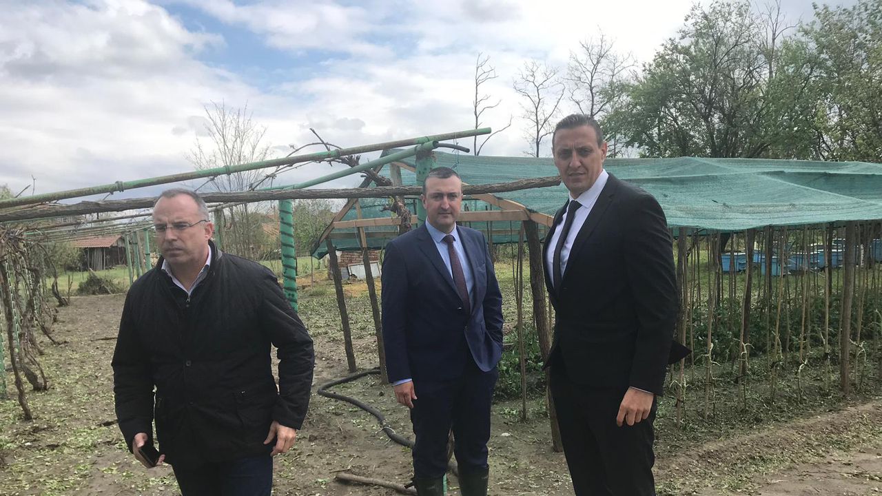 Пострадалите от градушките стопани ще получат обезщетение