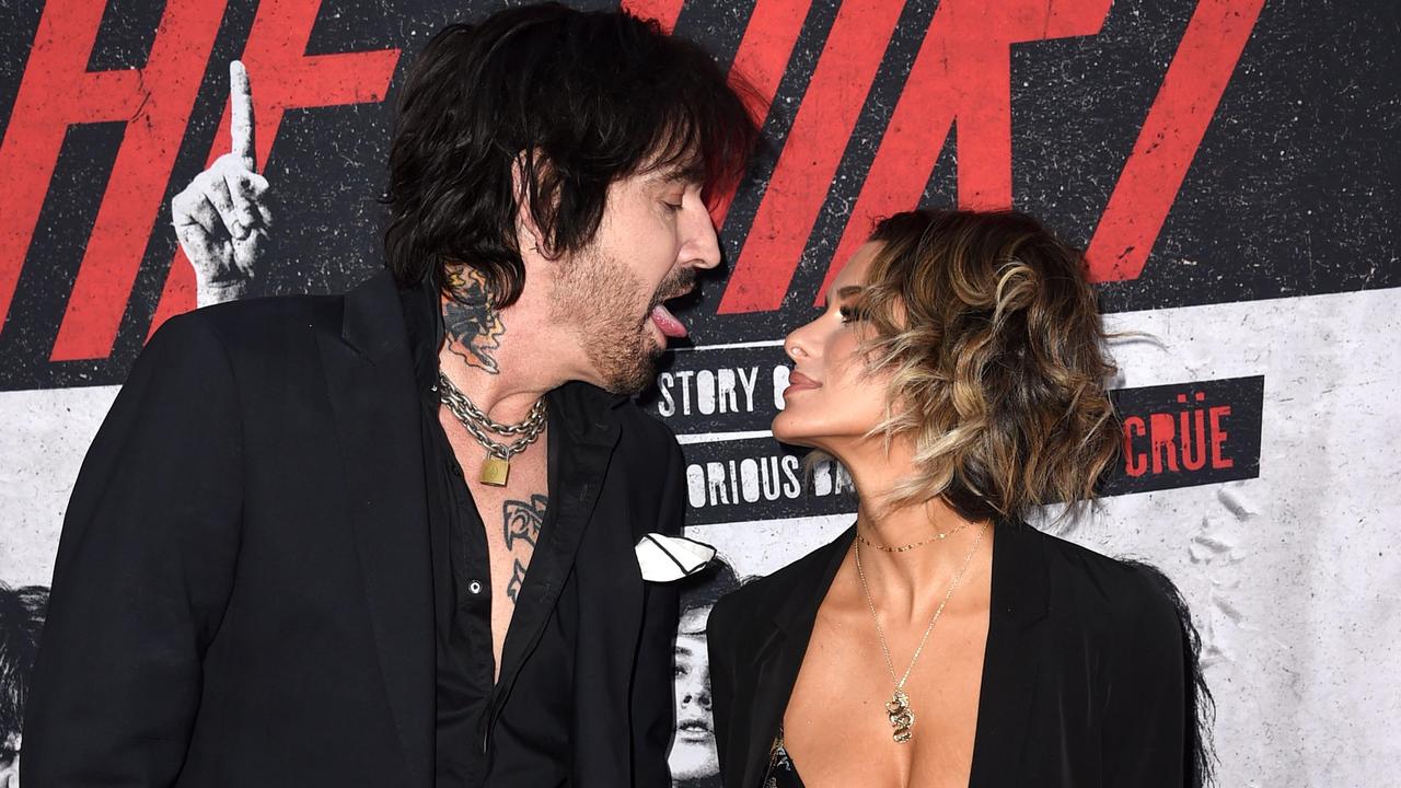 Съпругата на легендарния барабанист на Mötley Crüe реши да сподели