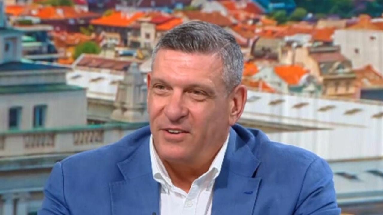 Политиката е ново поприще и аз, като човек, служил на