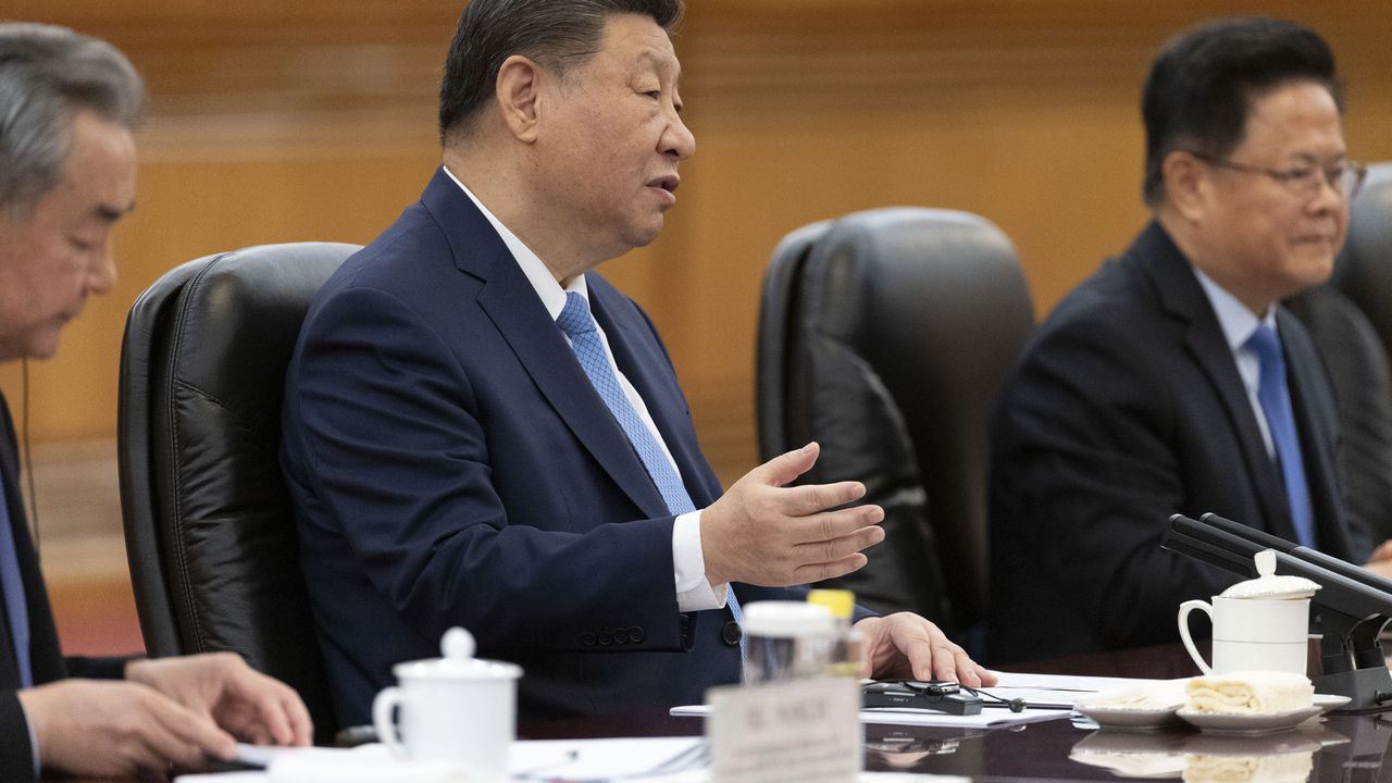 Китай и Русия трябва заедно да защитават интересите си в