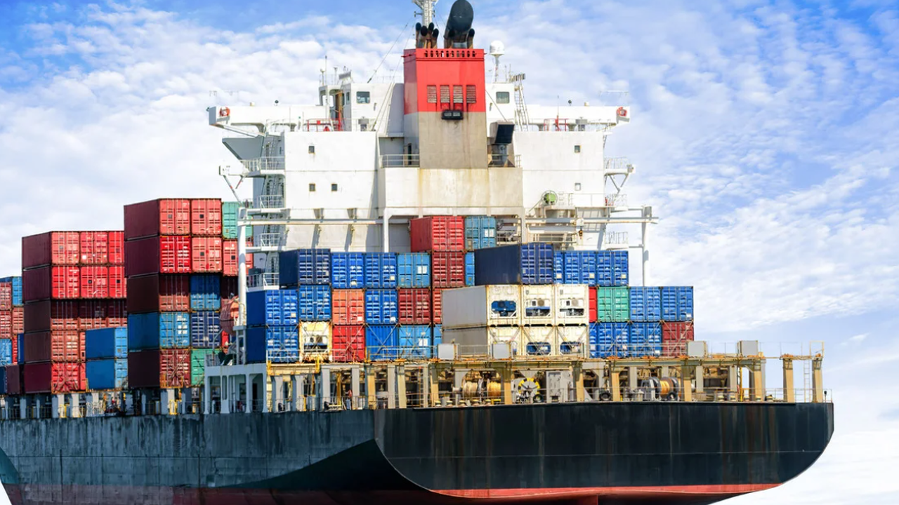 През второто тримесечие на 2025 г. в сравнение със съответното