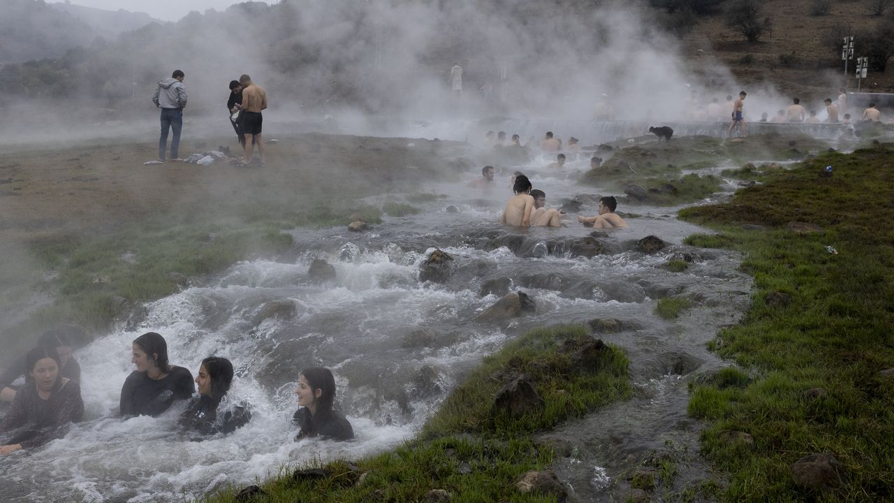 Възрастна двойка е починала в Турция, след като се натопила