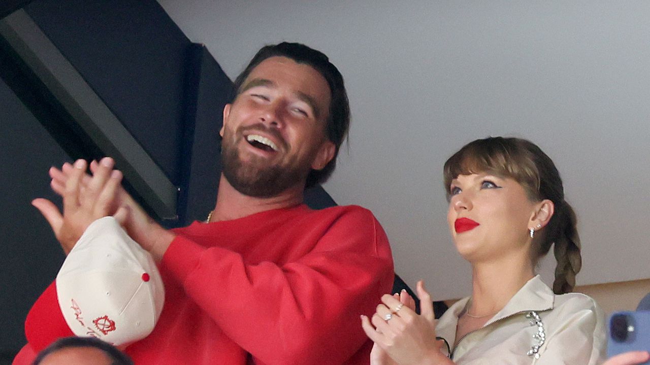 "Учителите ви по английски и физическо се женят": Тейлър Суифт каза "да" на Травис