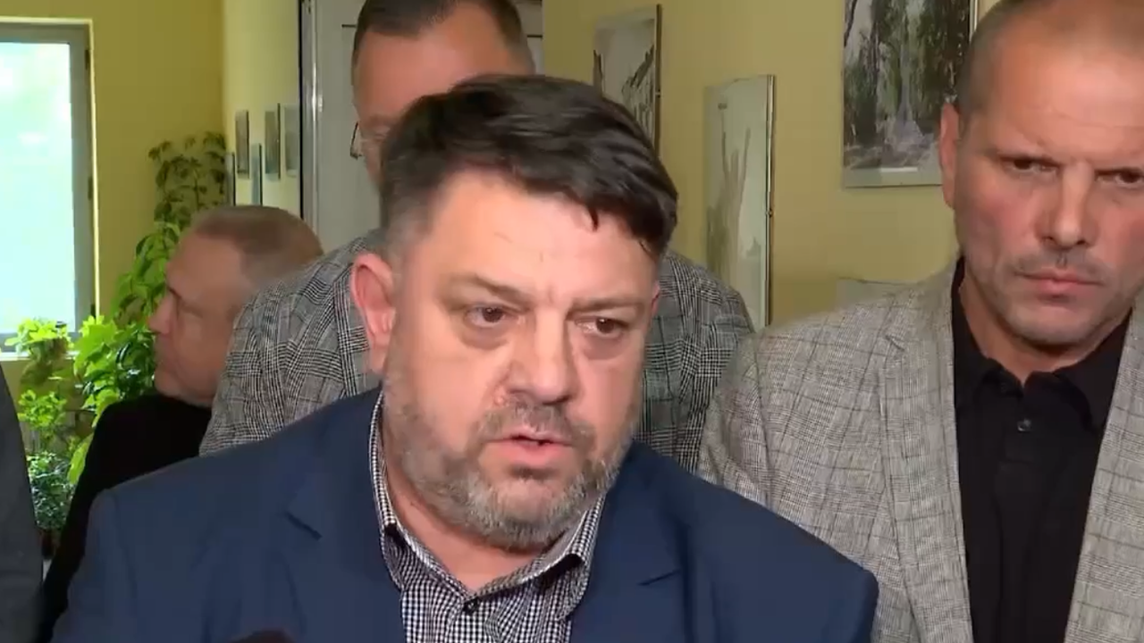 Тук сме да се запознаем на място с проблемите в