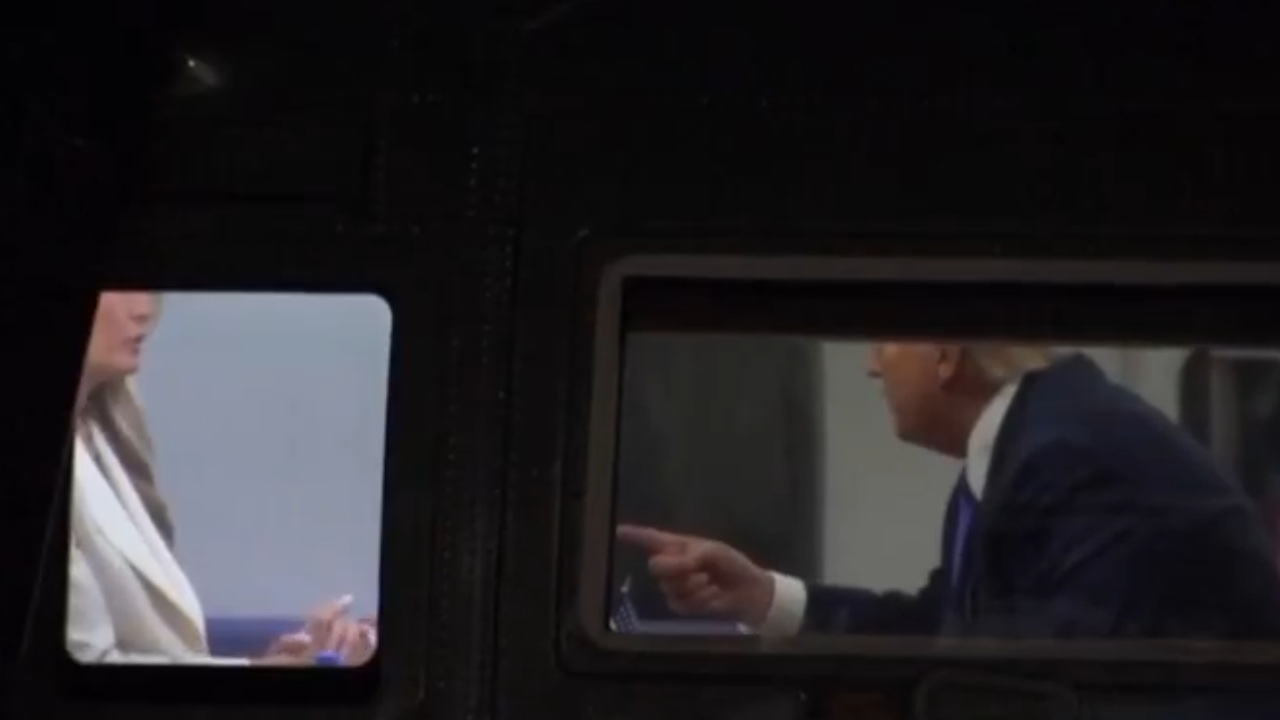 Камери уловиха семеен скандал между Тръмп и Мелания