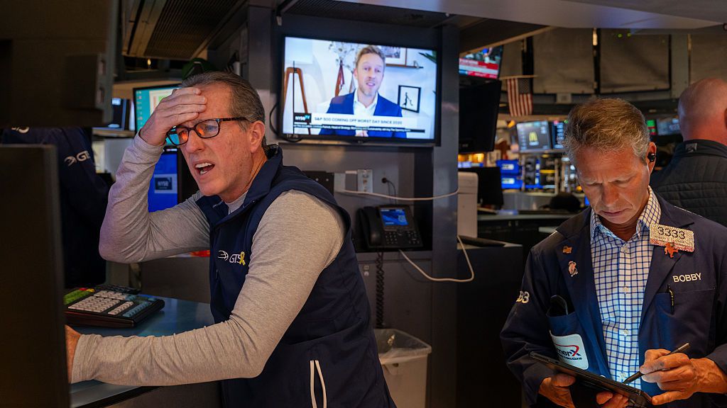 Това се случва само два дни, след като държавният глава