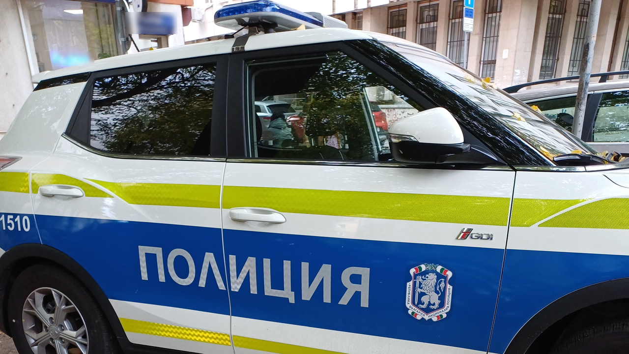 Полицията издирва 15-годишно момиче от Благоевград