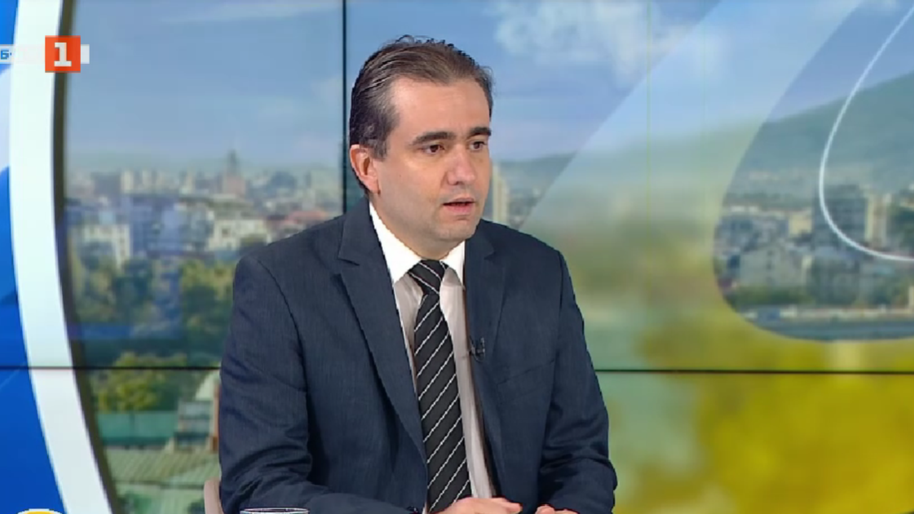 Депутатът от ПП-ДБ коментира и повишаването на цените на синя