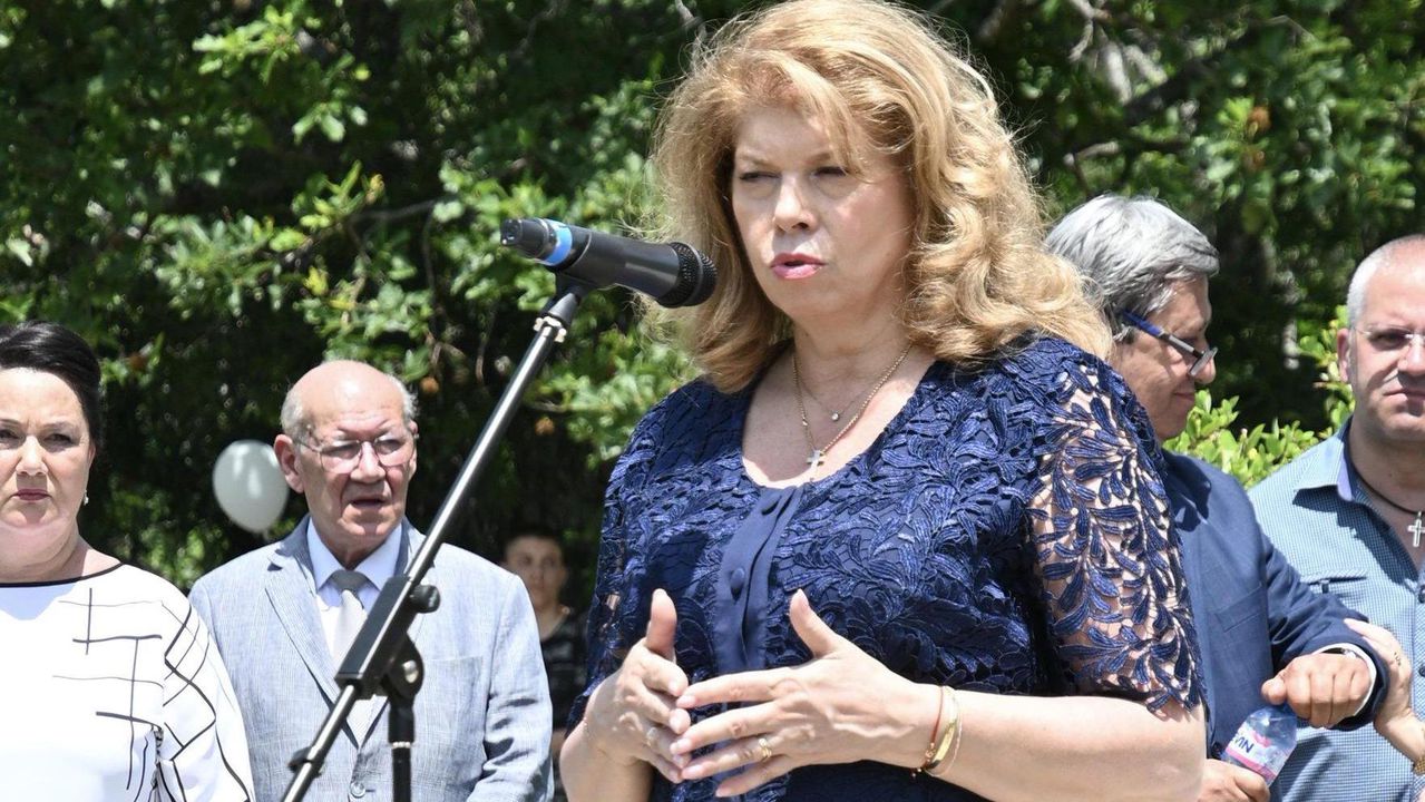 Сигурна съм, че много безсънни нощи са свързани с вашите