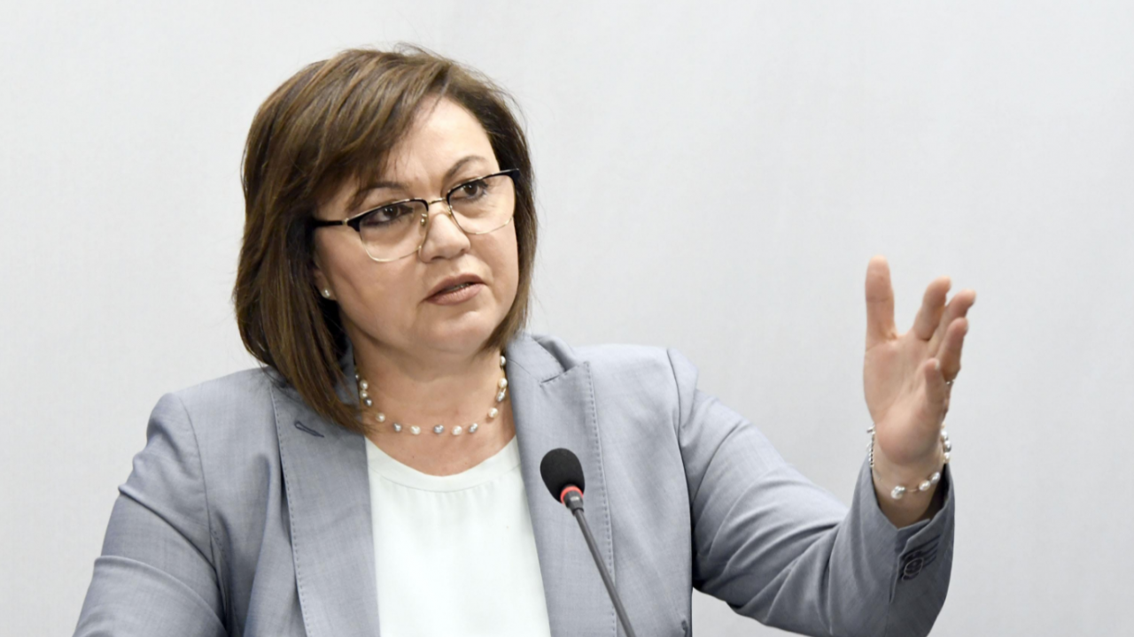 Нинова не остана длъжна на Борисов и му отговори за "удобния лидер"