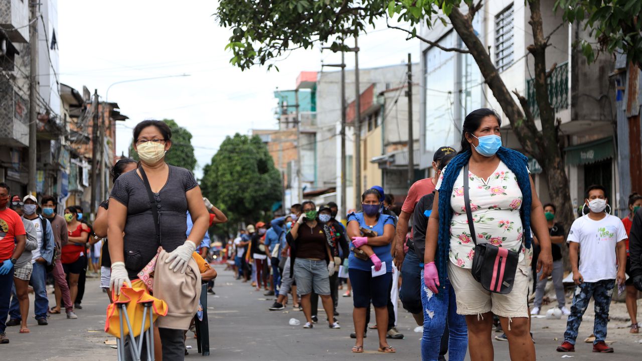Броят на заразените с коронавирус в Перу е вече над 400 хиляди