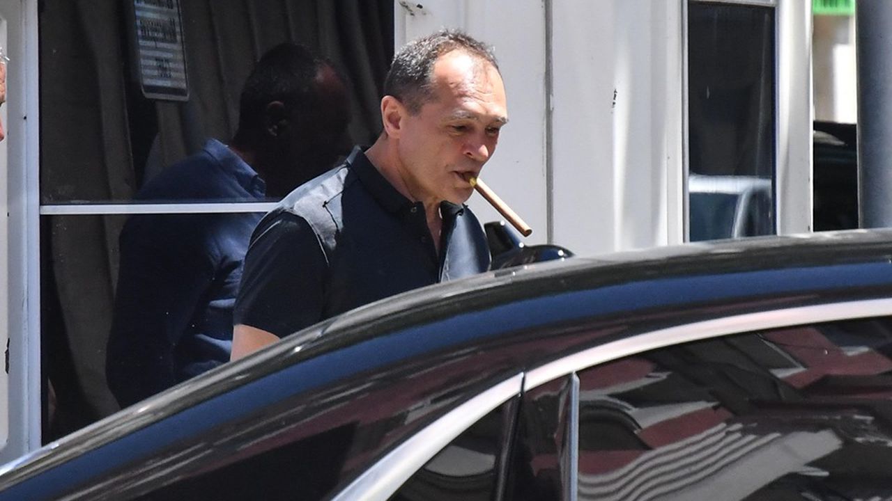 Защо Васил Божков си тръгна от България?