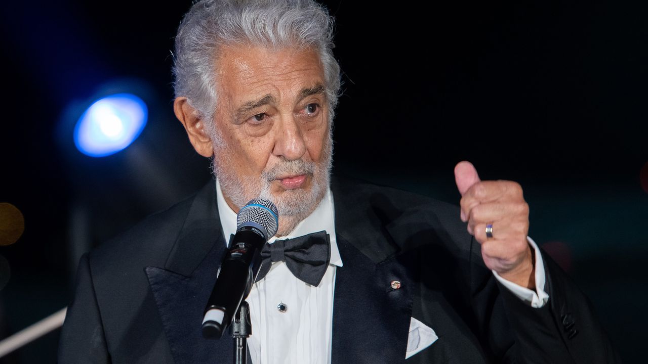 Пласидо Доминго: Никога не съм злоупотребявал с властта си