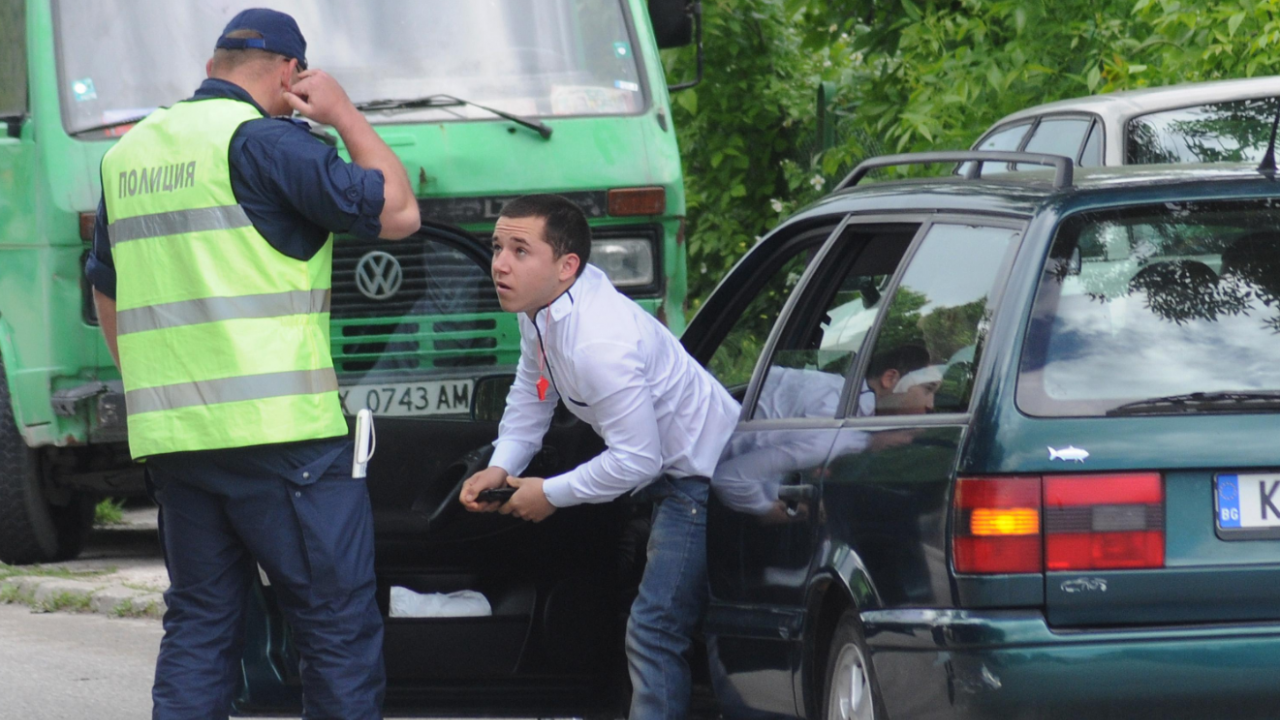 Абитуриентите да внимават: От Пътна полиция обявиха какви мерки предприемат