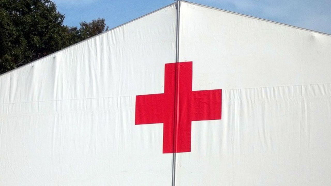 БЧК с приложение за първа помощ в критични ситуации