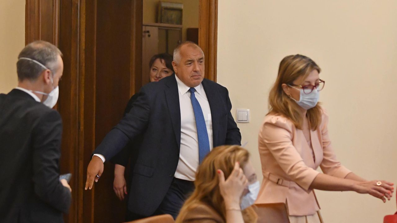 Борисов: Честит празник на всички дипломати!