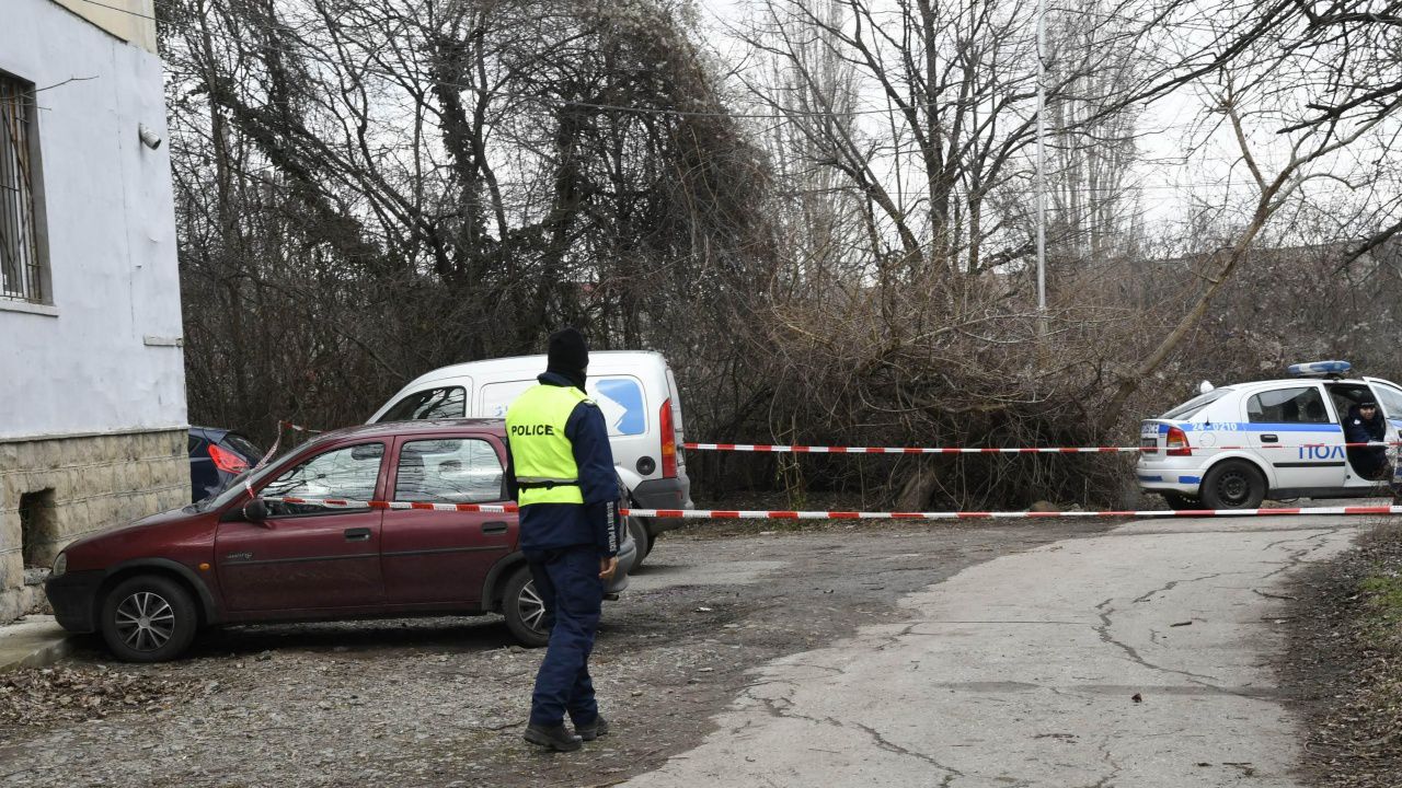 Трагедия в Троян: 42-годишна жена бе намерена мъртва, убиецът ѝ се обеси