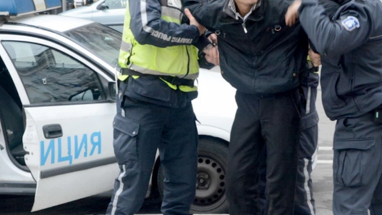 Задържаха за срок до 72 часа дрогиран шофьор