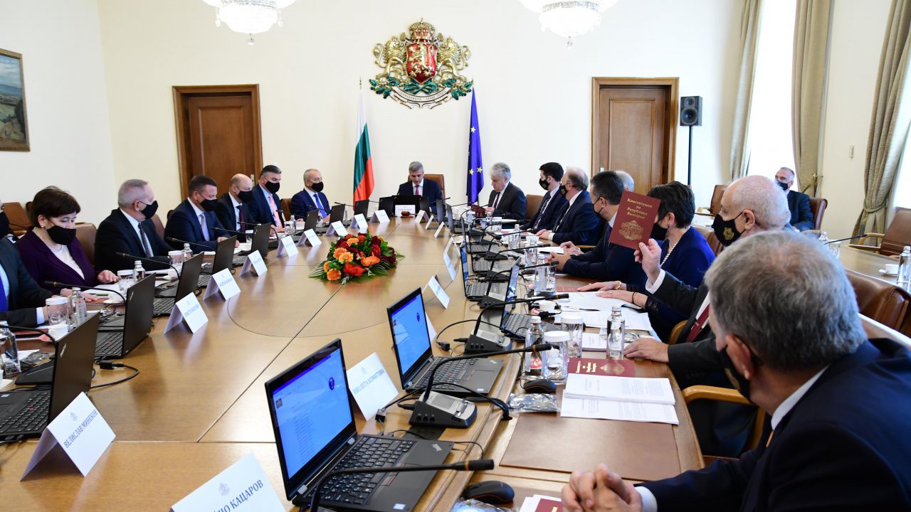 Ето какви решения прие новото служебно правителство на първото си заседание