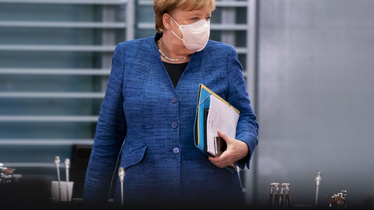 Меркел отново призова да се ограничат социалните контакти на фона на растящия брой коронавирусни инфекции в Германия