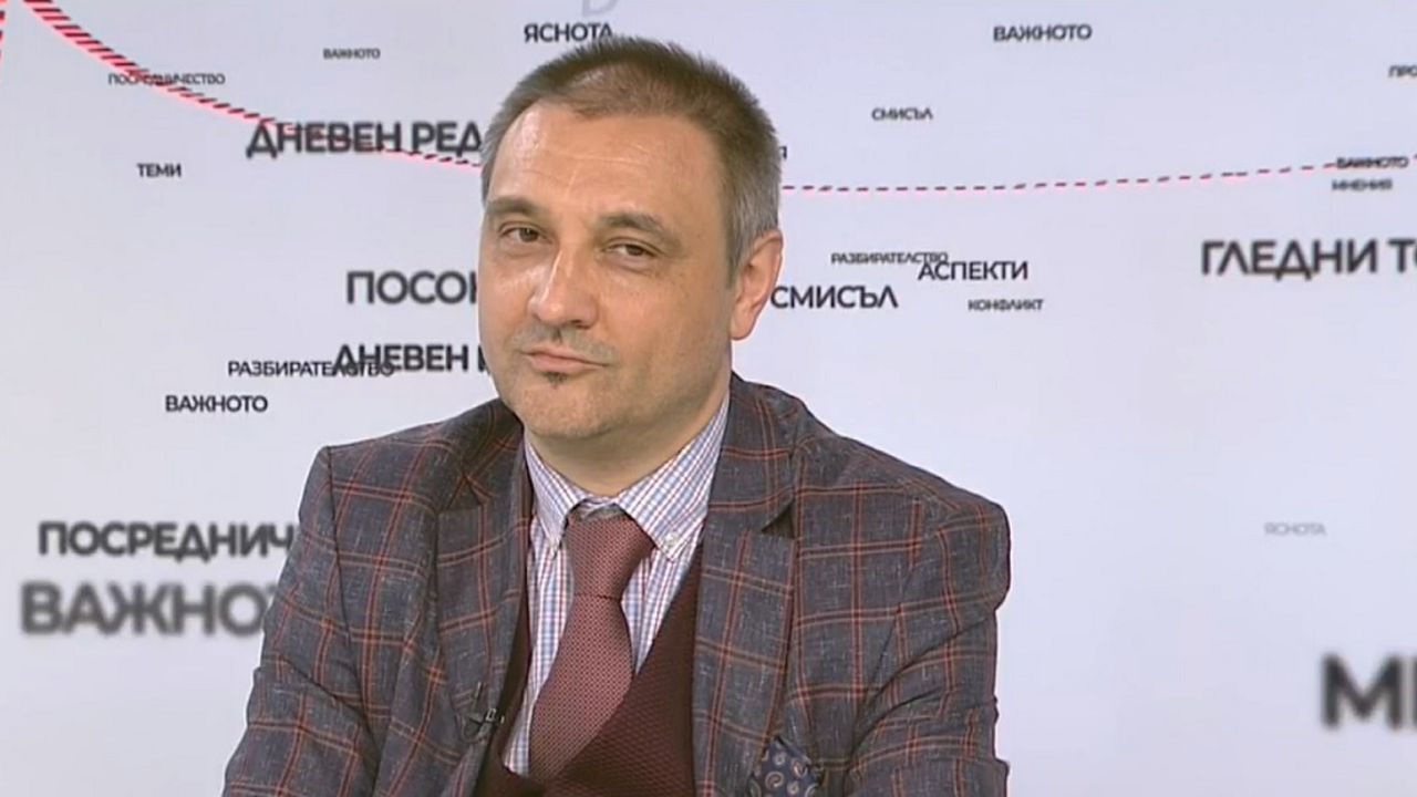 Доц. Чорбанов отговори дали ваксината за COVID-19 ще бъде задължителна
