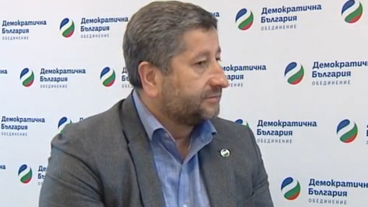 ДБ не е решила ще подкрепи ли чужд кандидат на балотаж, ако Лозан Панов отпадне