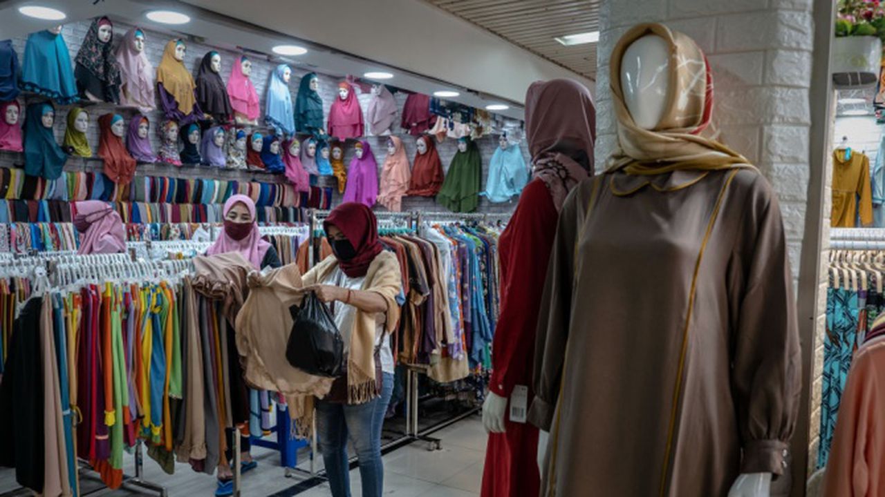 Съдът отмени забрана за носене на забрадка в училище в Австрия