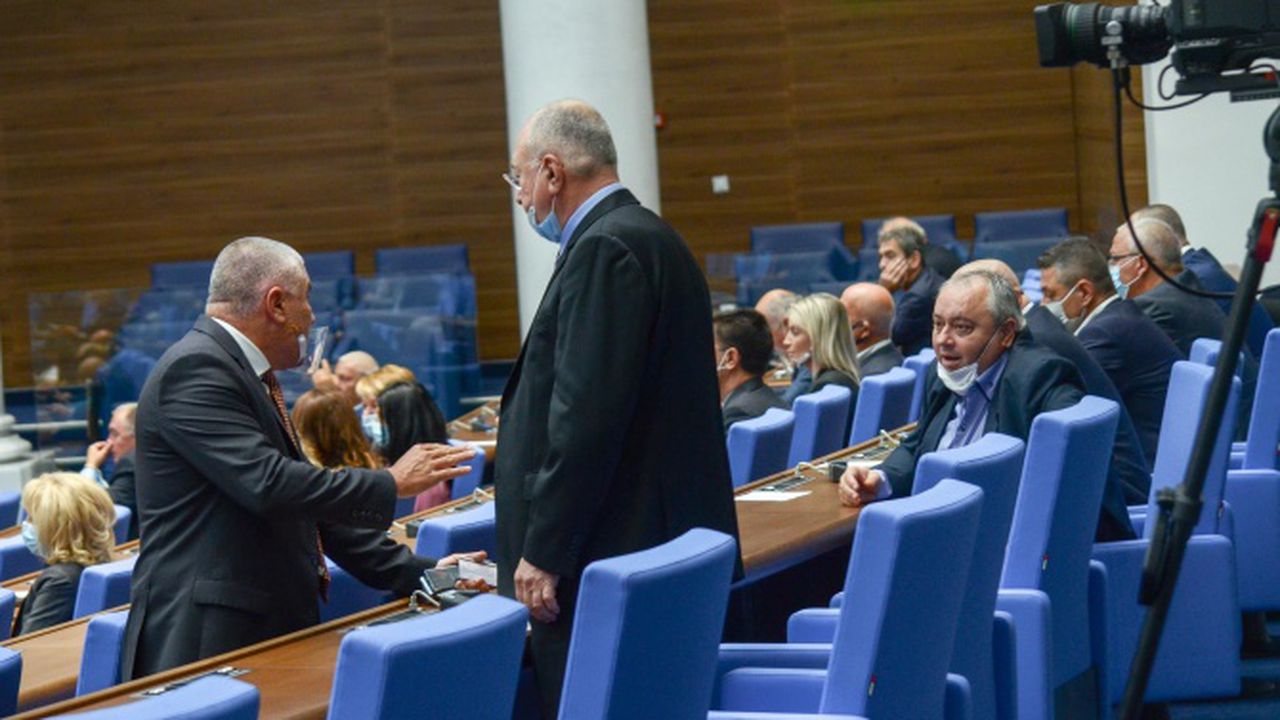 Парламентът прие на първо четене промени в Закона за признаване на професионални квалификации