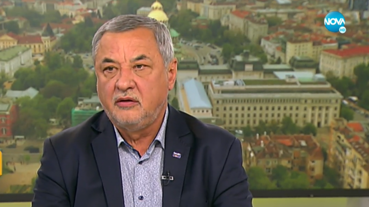 Симеонов: Да не се внушава на хората, че ще дойде една бяла като ангел небесен партия и ще управлява страната