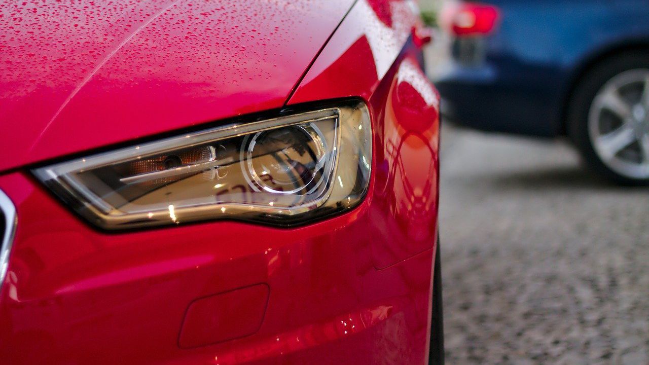 COVID-19 съсипа една от най-големите световни компании за коли под наем