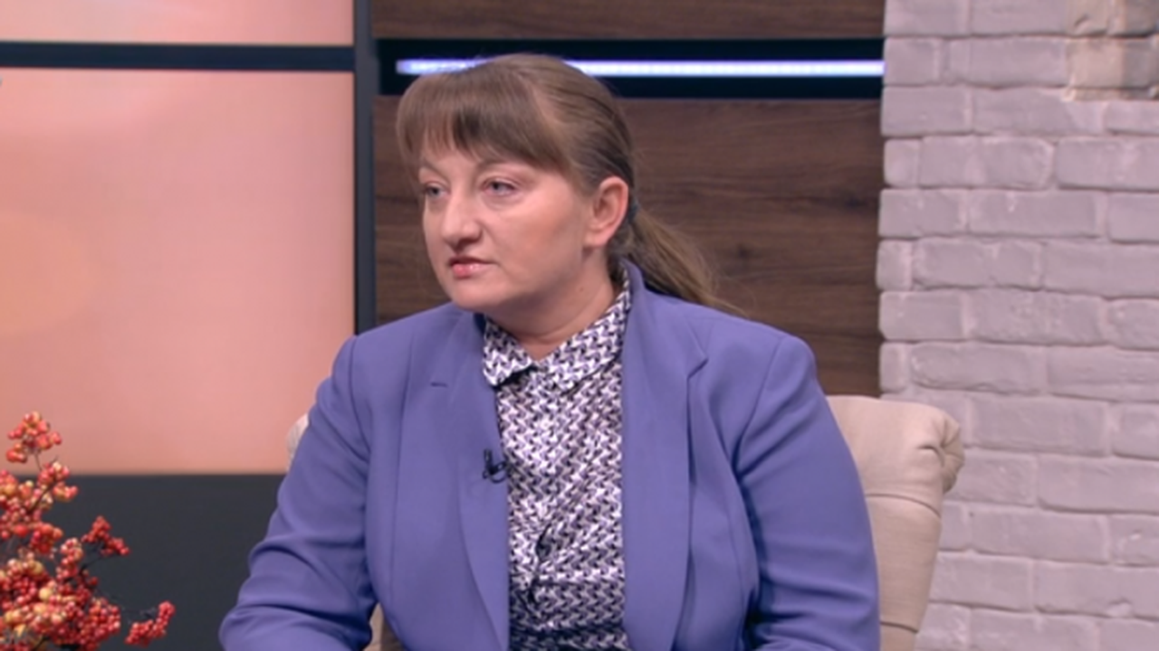 Деница Сачева: Запазихме и работните места, и доходите на хората