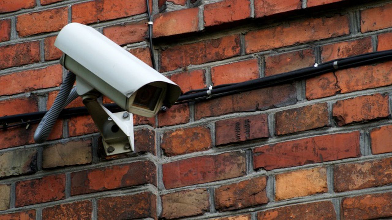 Монтират камери на всички училища и детски градини в София до 2022 г.