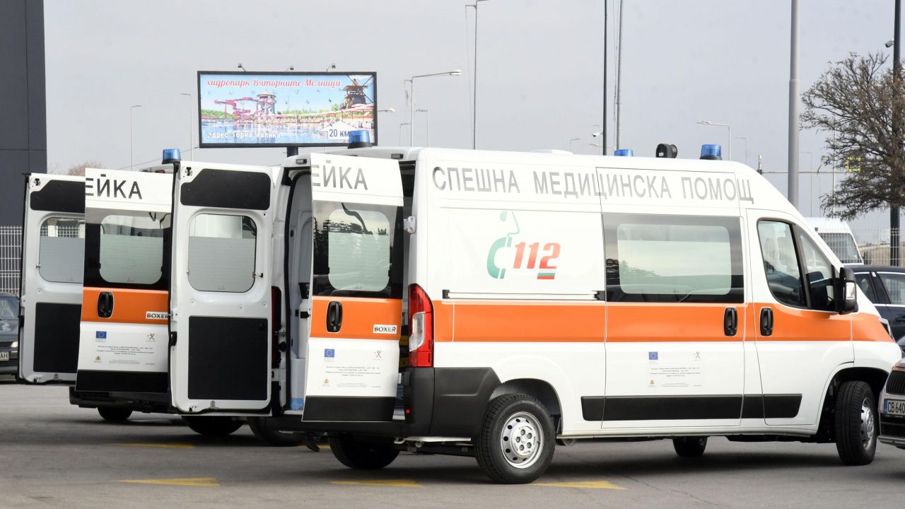Ето какво правят хората, за да се доберат до линейка в София