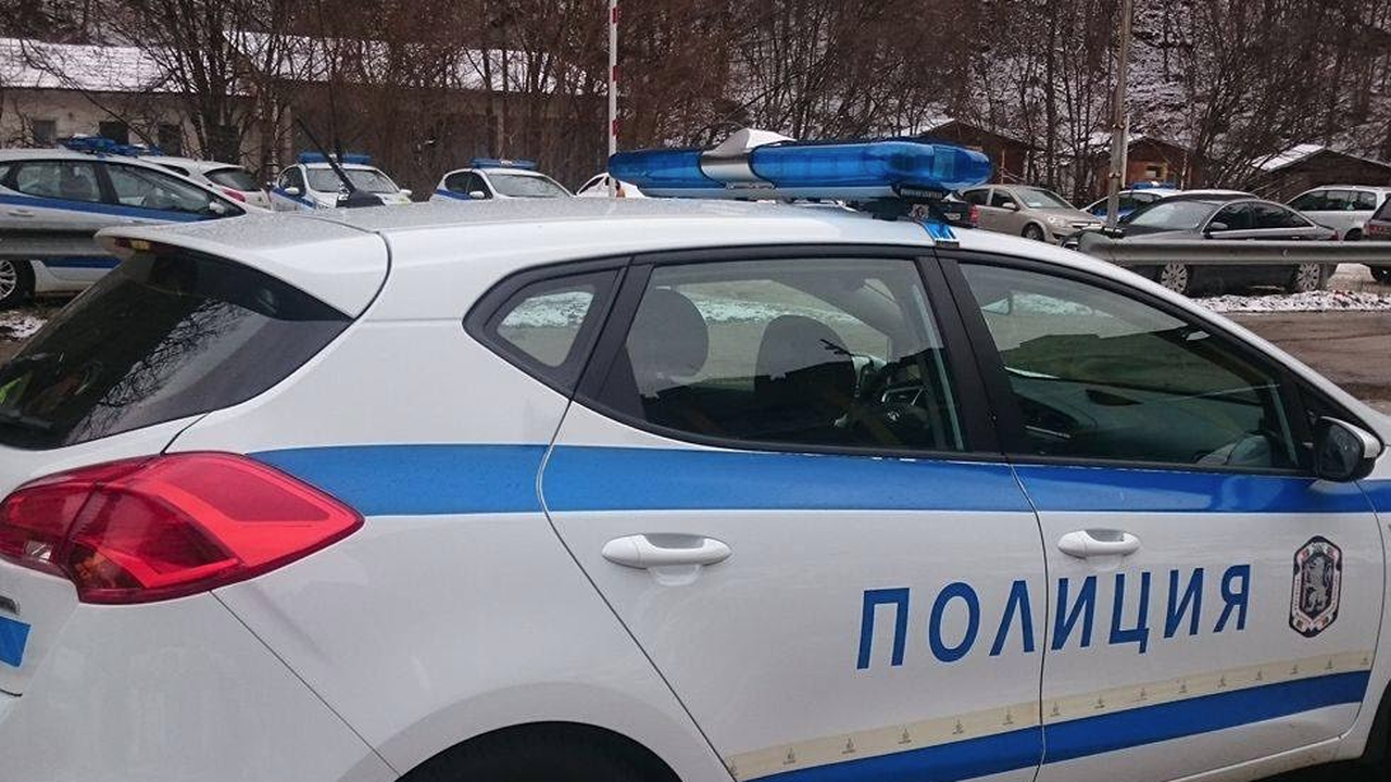 Полицаи на протест