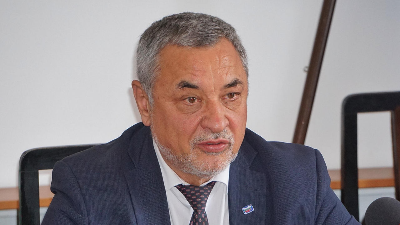 Валери Симеонов разкри за какво е теглил парите си Божков