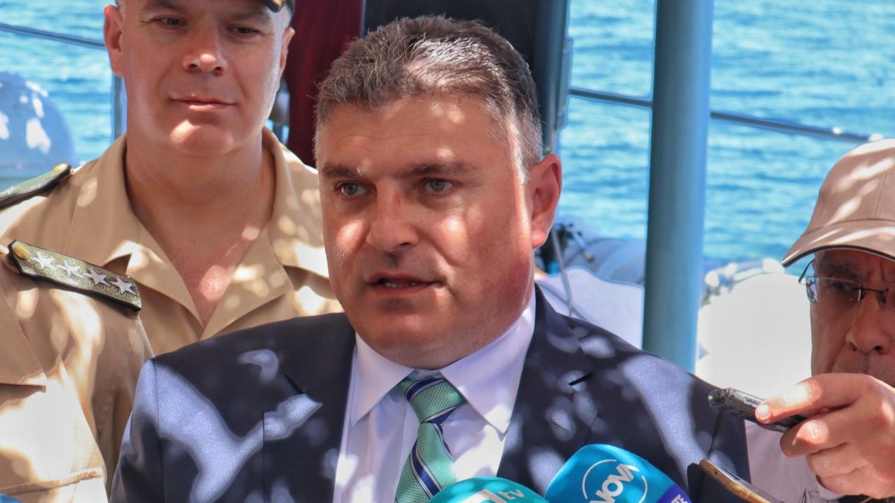 Панайотов е сигурен, че българите ще бъдат изтеглени от Афганистан и ще се върнат живи и здрави