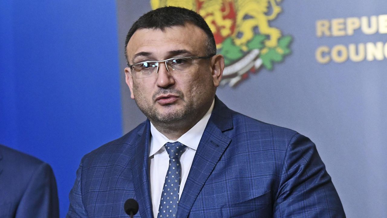 Младен Маринов с разкрития за борбата с битовата престъпност