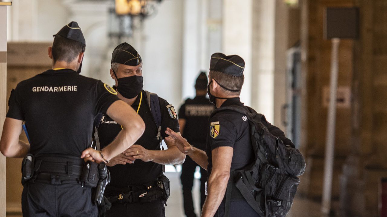 Лозя и ферми в ЕС бяха претърсени от правоприлагащи органи като част от борбата с трудовите злоупотреби