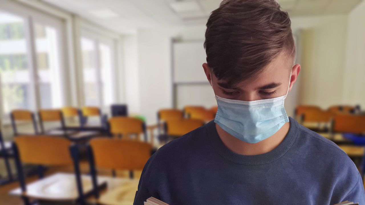 По вариант 1 ще пишат зрелостниците на втората матура