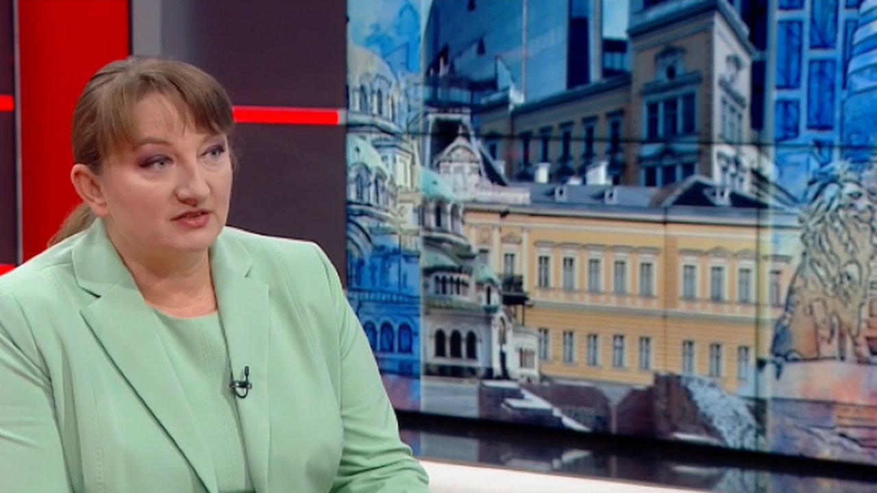 Деница Сачева обясни защо правителството няма как да подаде оставка