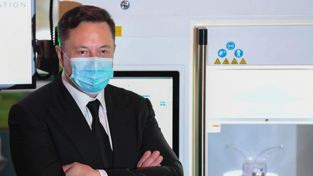 Илон Мъск: Имам умерена форма на COVID-19