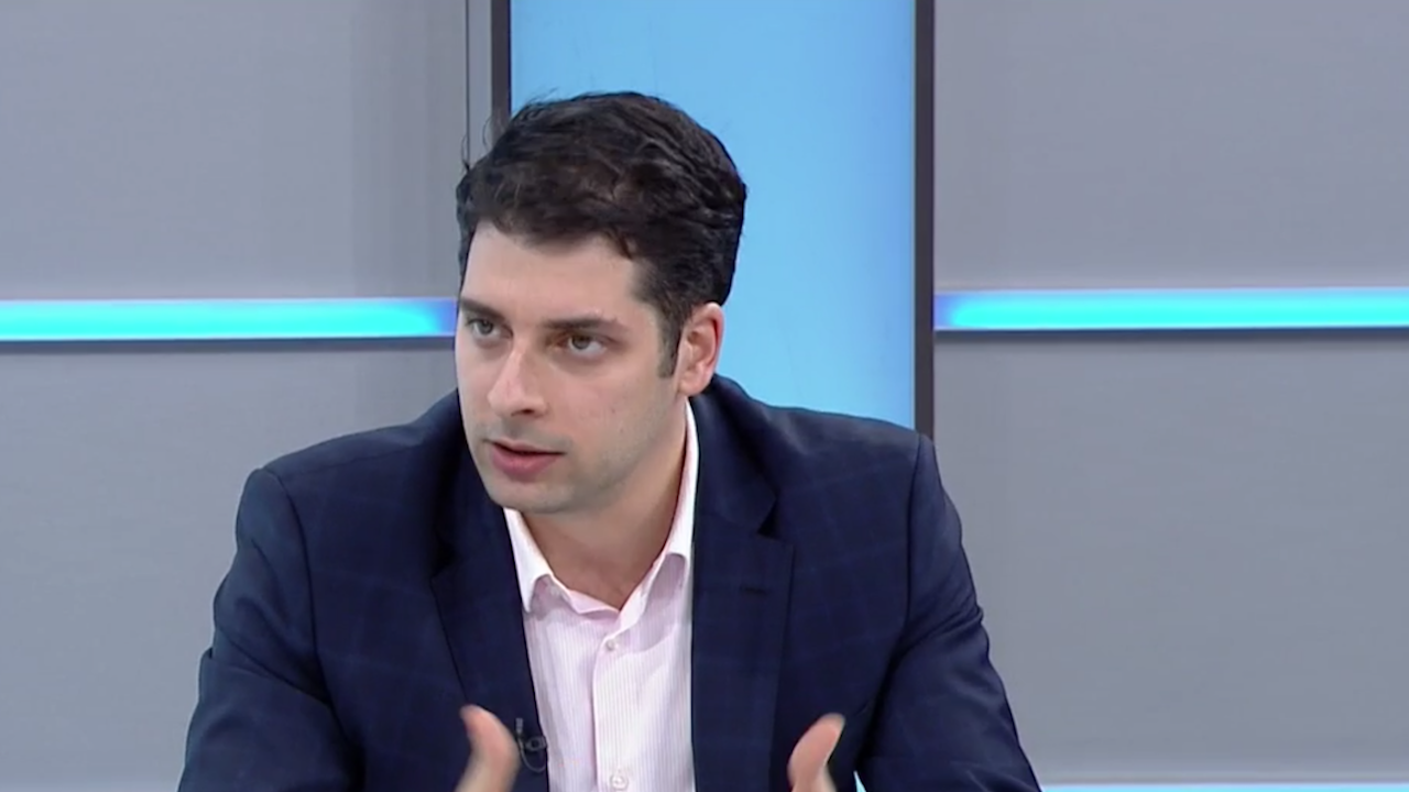 Вицепремиерът Пеканов: Електронното преброяване работи перфектно