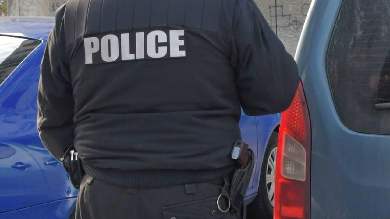 Сблъсъци с полицията на протест в Айтос заради тежката катастрофа, при която загинаха баща и двете му деца