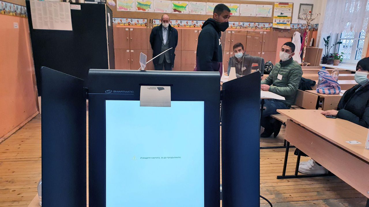 ЦИК определи 65 секции в Пловдив, в които ще се броят разписките от машините
