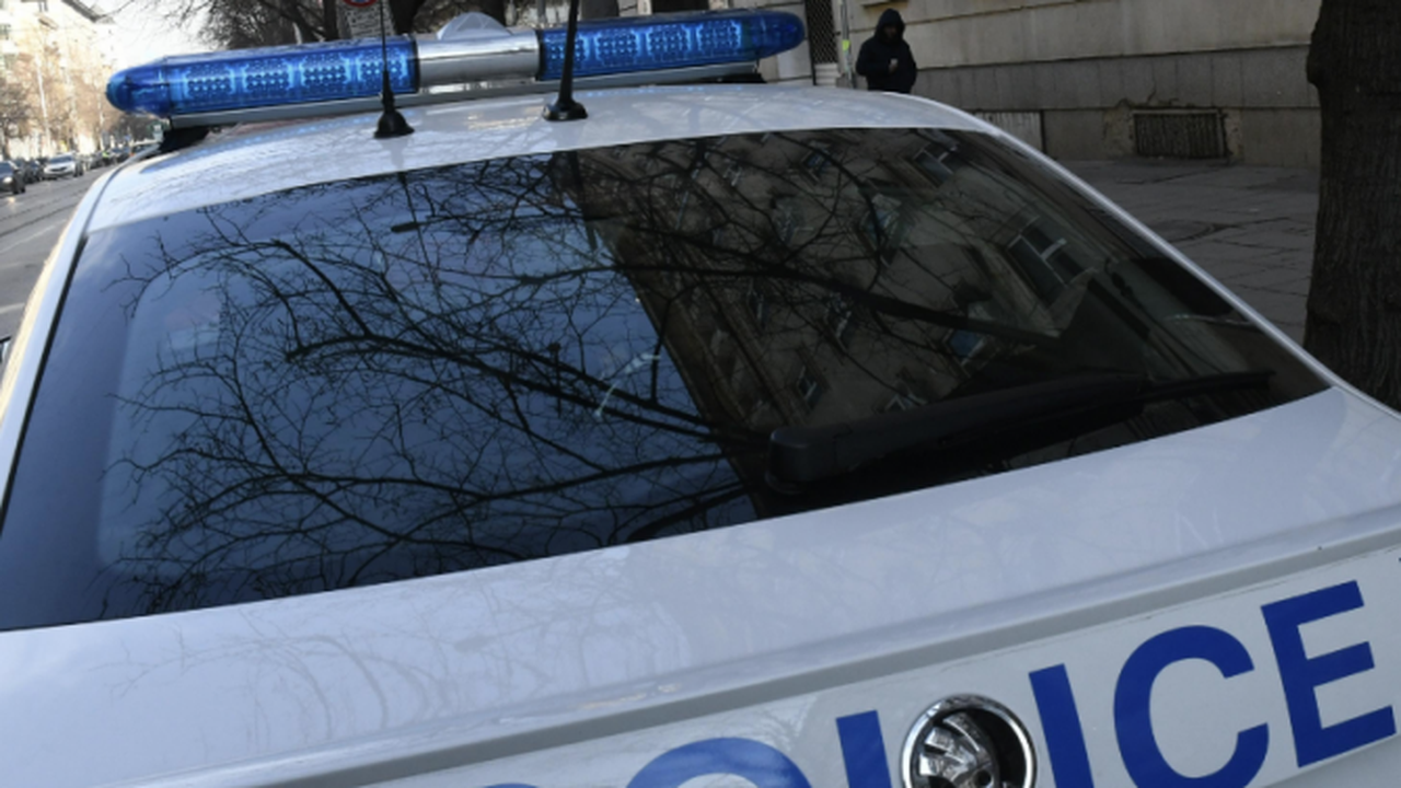 Разбиха банда тийнейджъри, крали коли в Сливенско