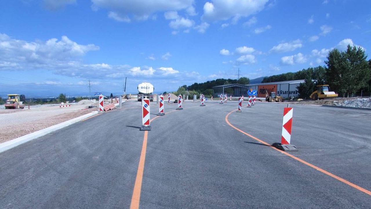 Отново задръствания на частично отворената Южната дъга на Околовръстното