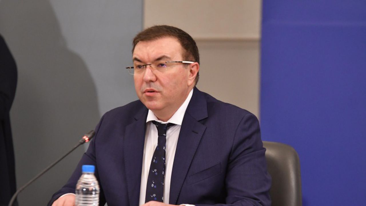 Ето кого Ангелов определи за новия национален специалист по здравни грижи
