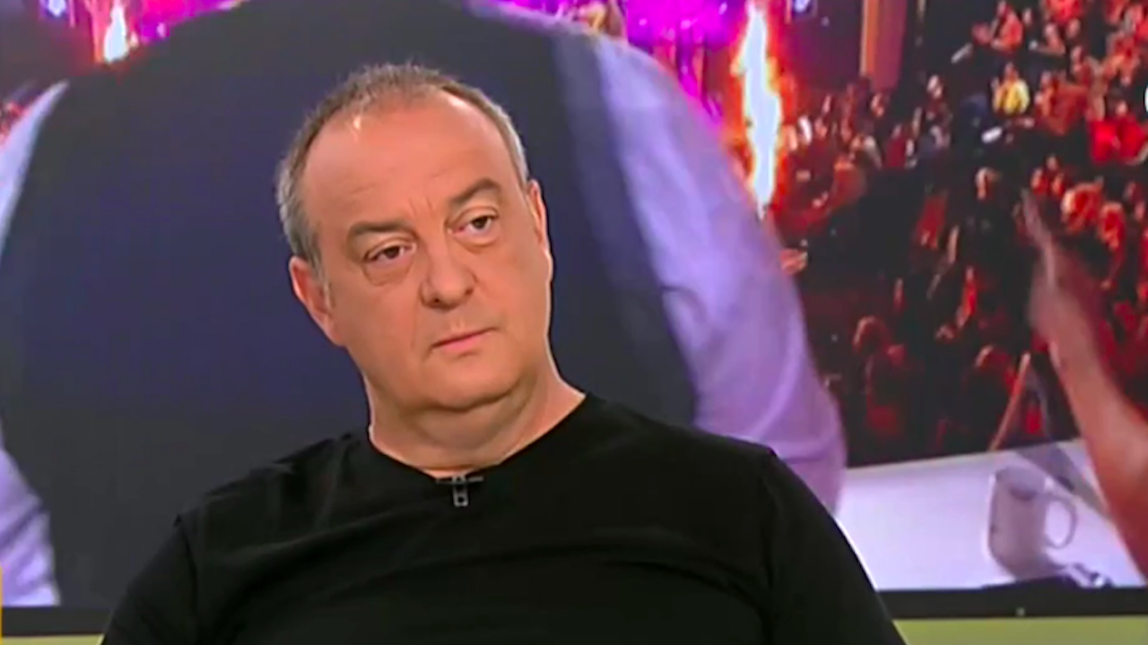 Краси Радков застава до Геро в "Маскираният певец"