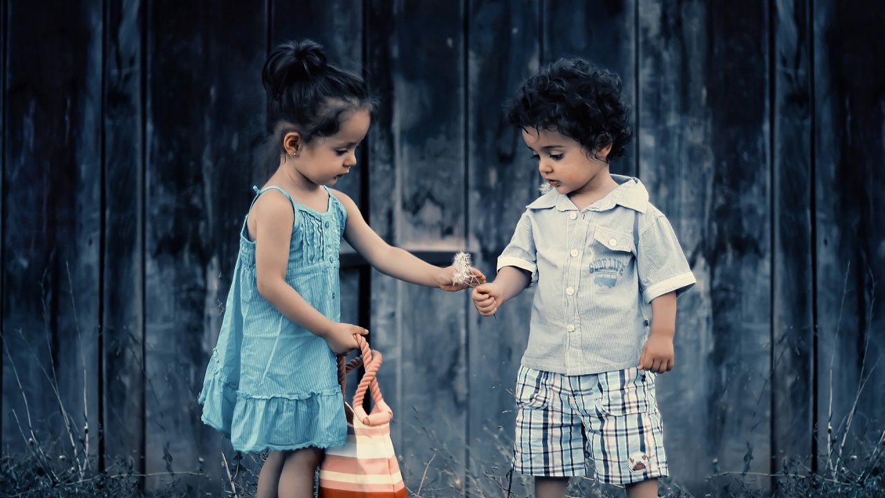 Подпомогнати са първите 193 деца със средствата от "Българската Коледа"