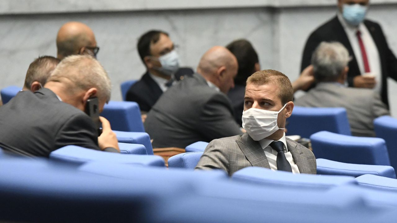 Ветото на президента върху т.нар. "кариерен бонус" за ВСС ще обсъждат депутатите от правната комисия